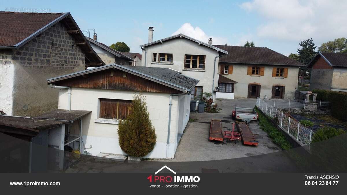 Maison à CHARAVINES