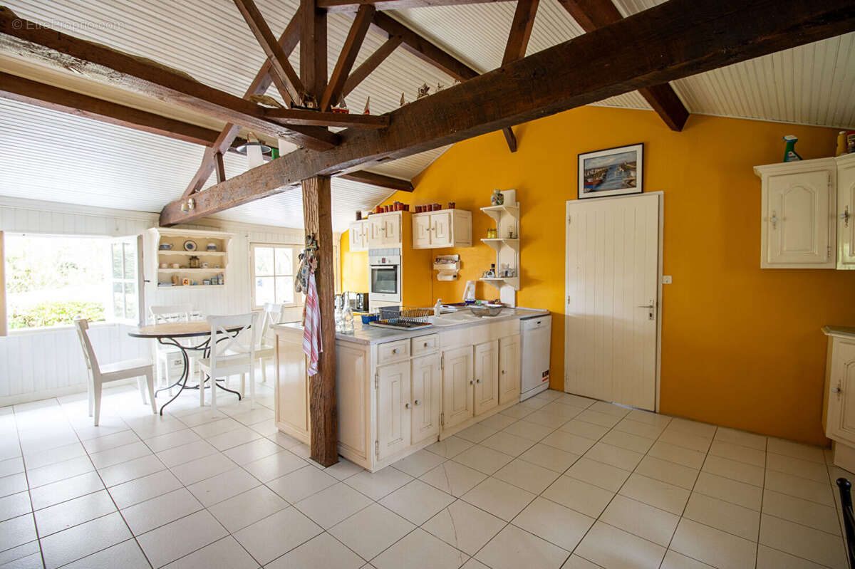 Maison à BEAUVOIR-SUR-MER