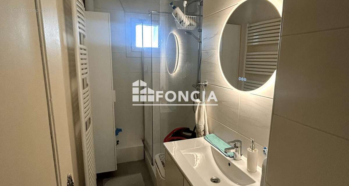 Appartement à MARSEILLE-15E