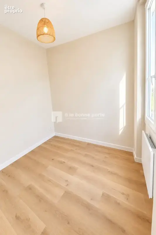 Appartement 2 pièces 30 m² à vendre à Marseille-6e (13006) - photo 4
