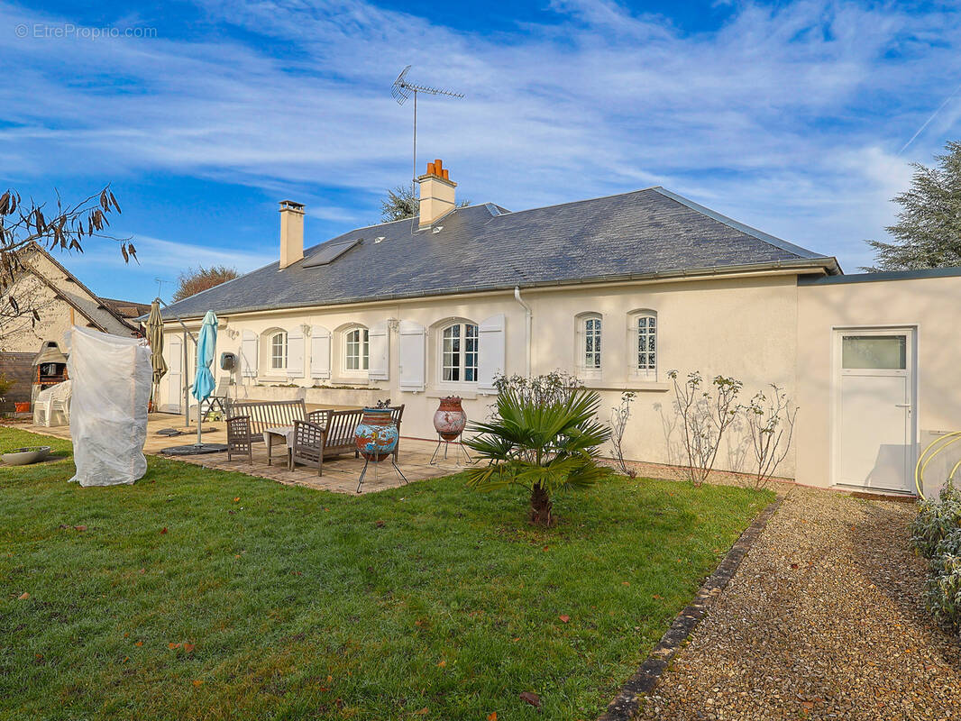 Maison à SAINT-CYR-EN-VAL