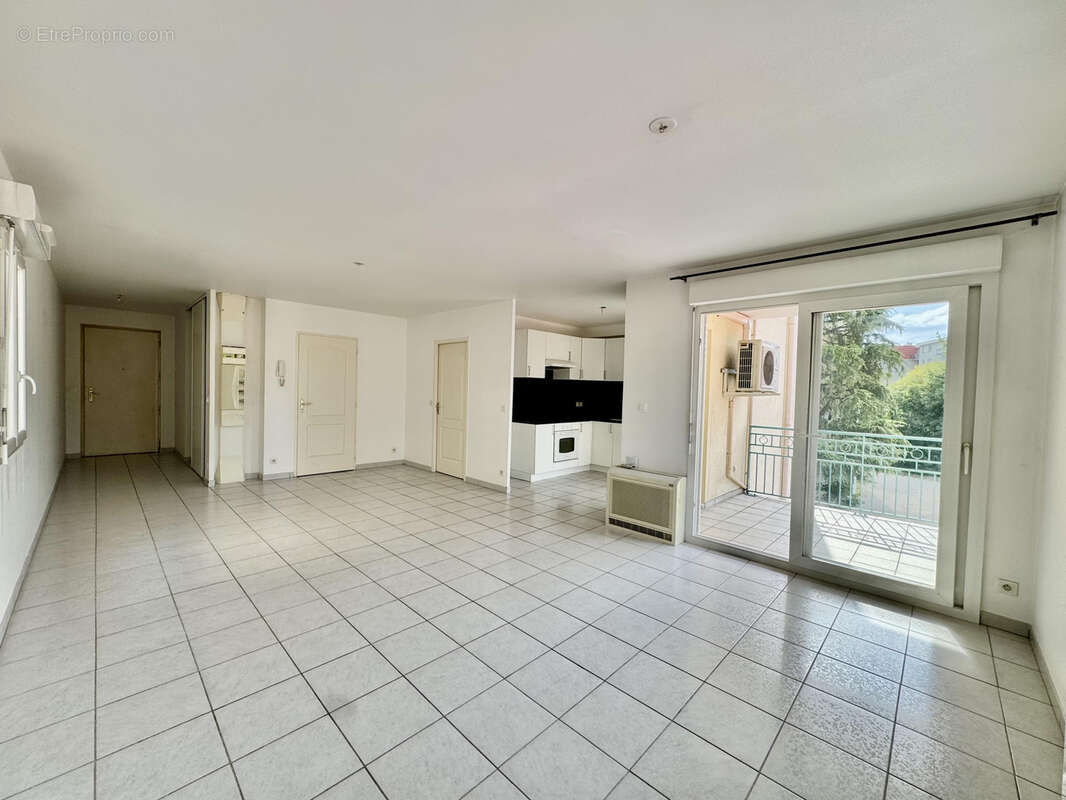 Appartement à BOURGOIN-JALLIEU