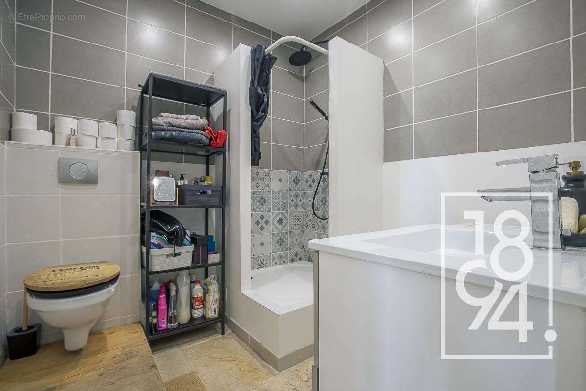 Appartement à MARSEILLE-16E