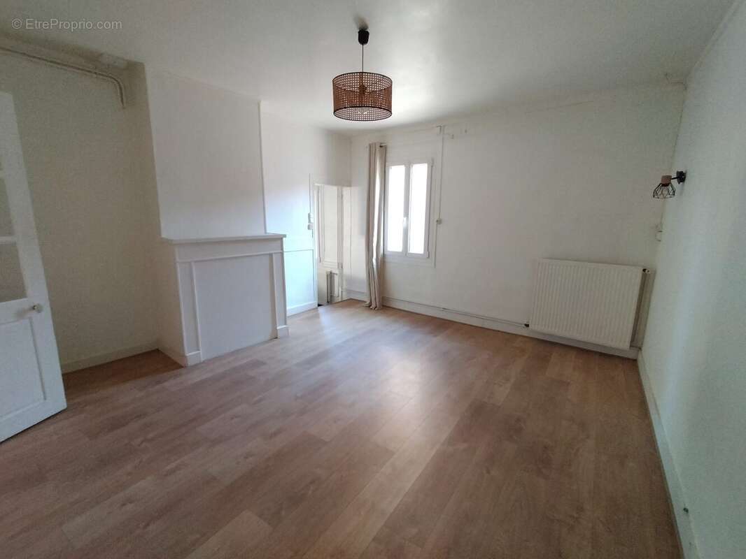 Maison à VOUVRAY-SUR-LOIR