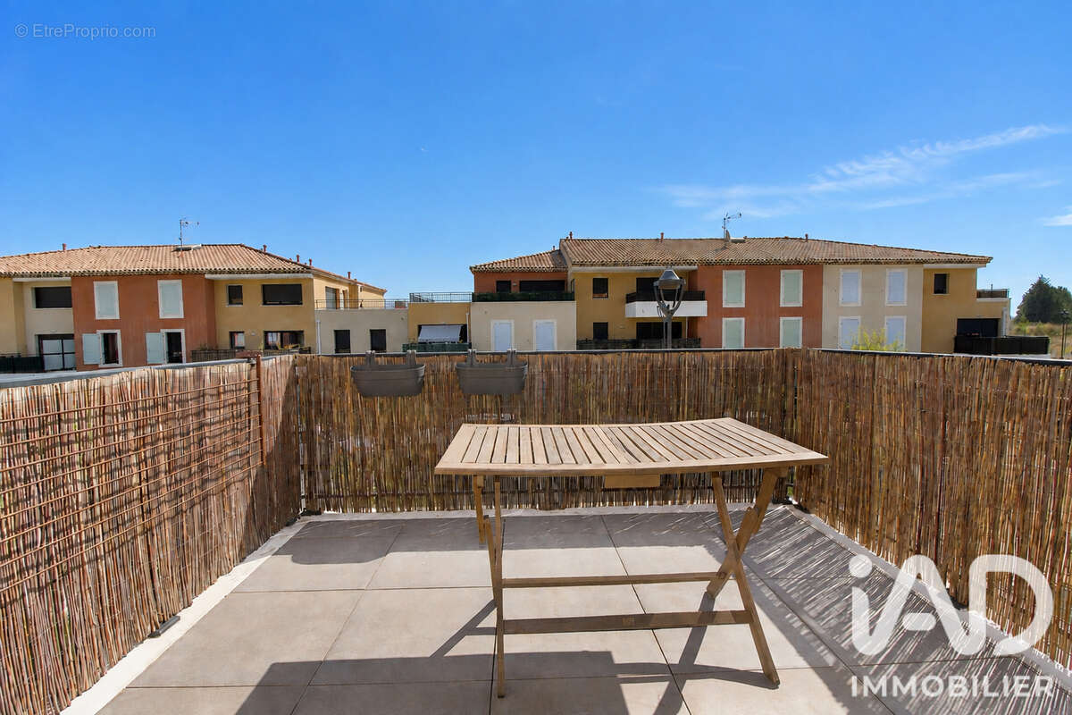 Appartement 47 m² à Le Puy-Sainte-Reparade  - photo 3