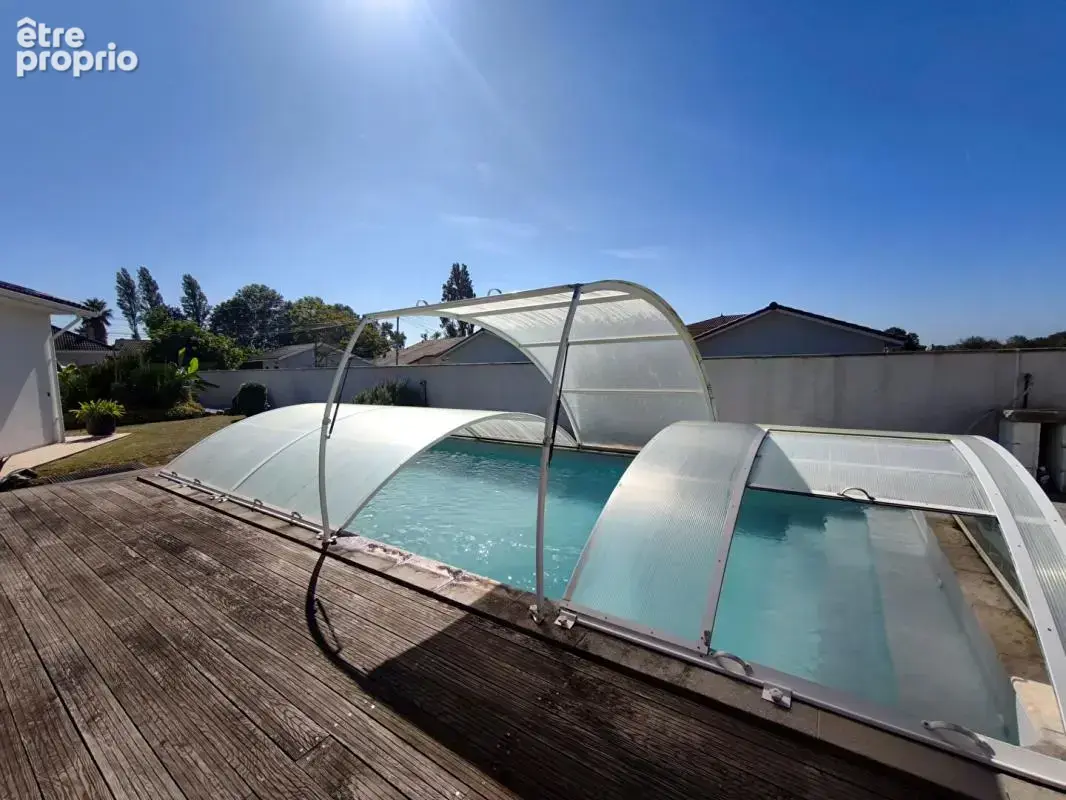 Maison  5 pièce(s) 144 m2 - photo 2