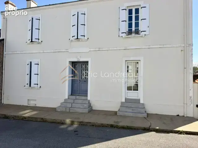 Talmont-saint-hilaire   maison en pierre au cœur du centre-ville - photo 12