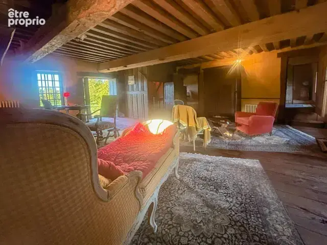 Logis seigneurial du XVIème superberment restauré et écologique - photo 13