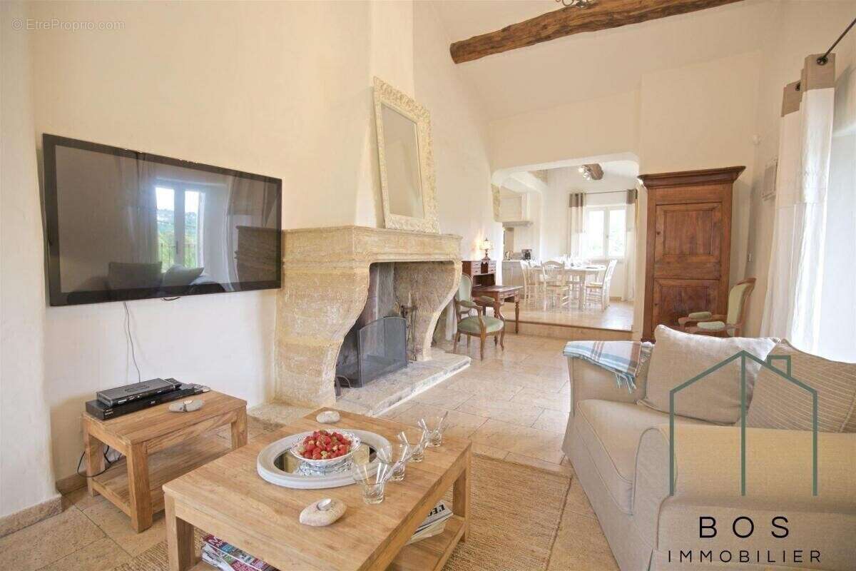 Maison à BONNIEUX