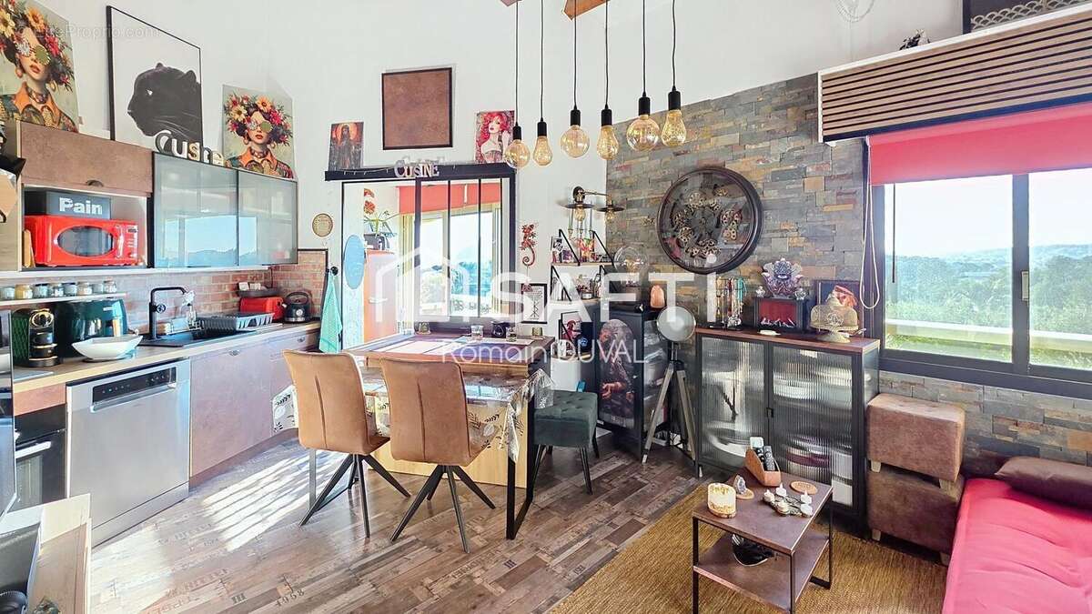 Photo 3 - Appartement à SAINT-MANDRIER-SUR-MER