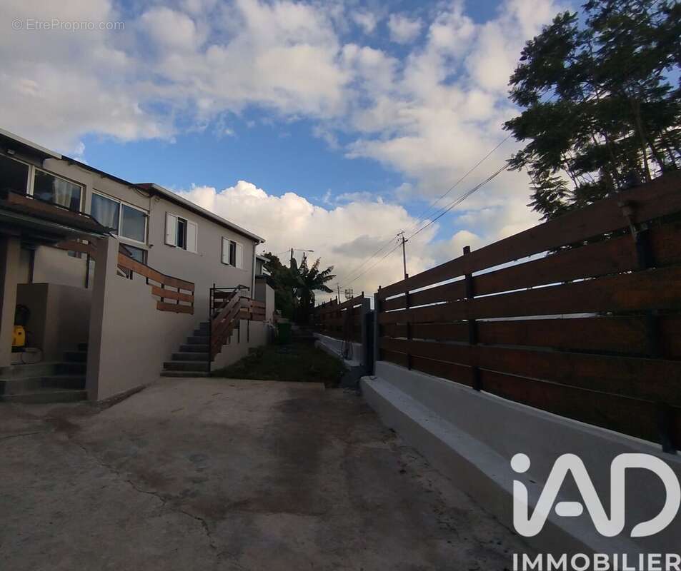 Photo 2 - Maison à LE TAMPON