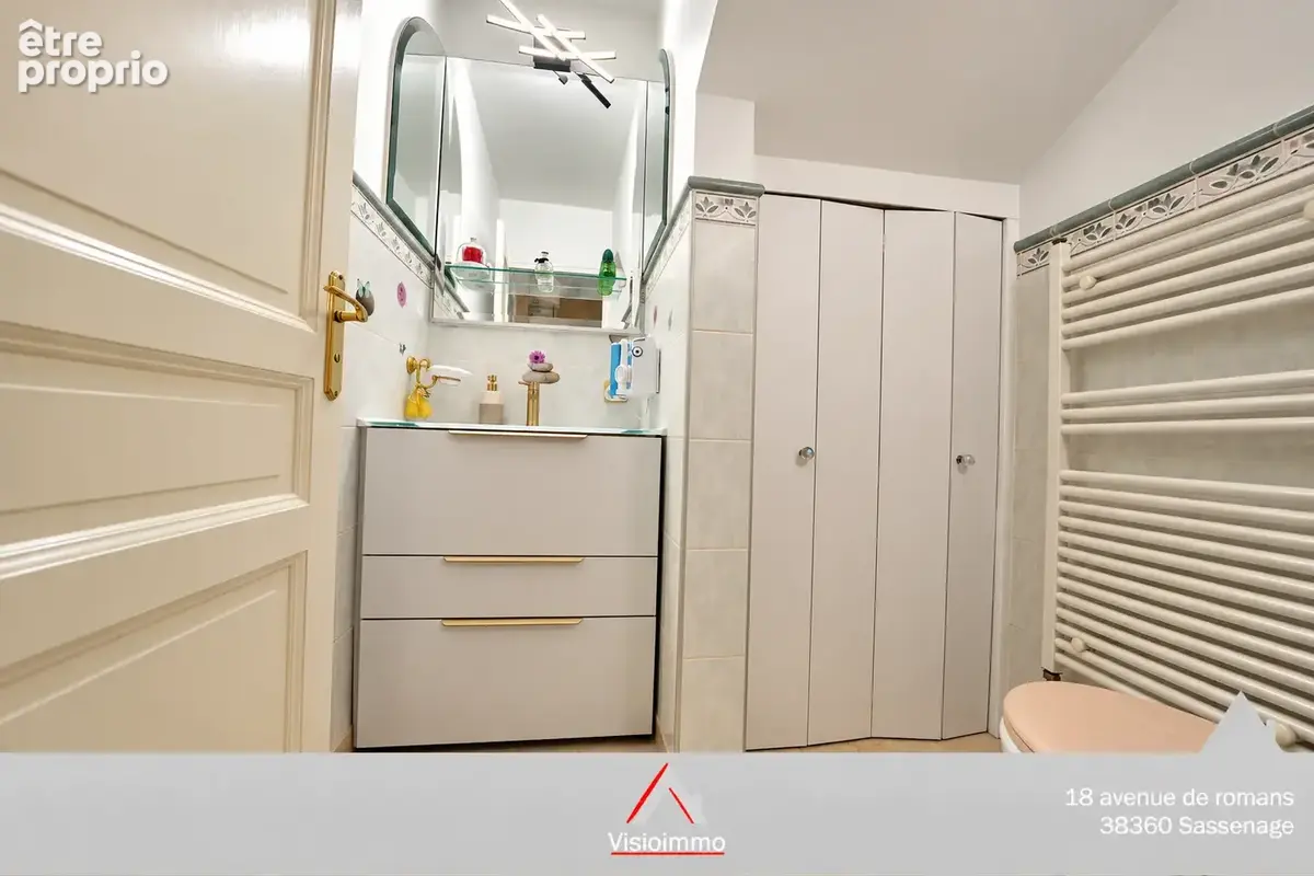 Maison mitoyenne 5P de 136 m2 avec jardin Sassenage Plaine - photo 14