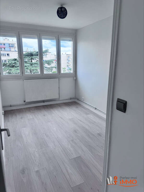 Appartement à LYON-5E