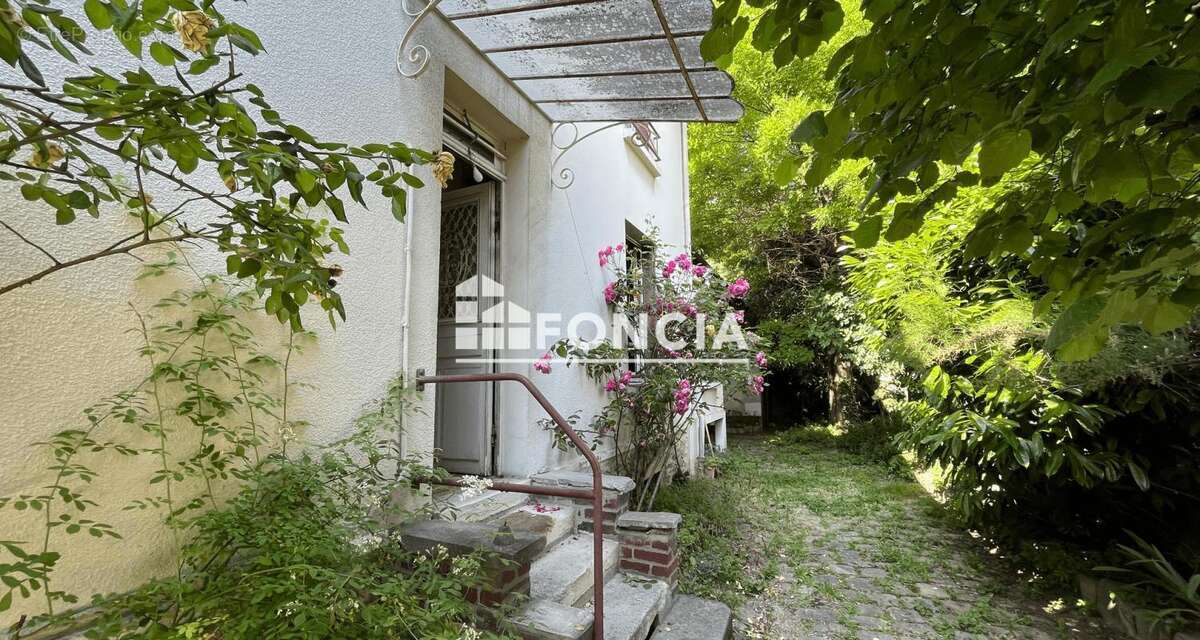 Maison à BOURG-LA-REINE