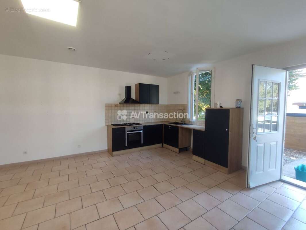 Maison 150 m² à vendre à Saint-Sornin (16220) - photo 8