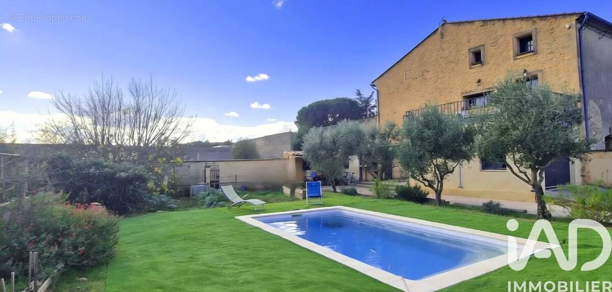 Photo 1 - Maison à REMOULINS