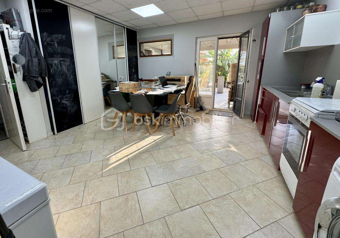 Maison à BELLESERRE