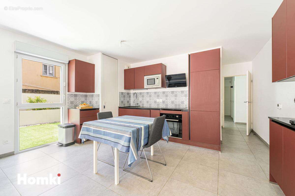 Appartement à MARSEILLE-9E