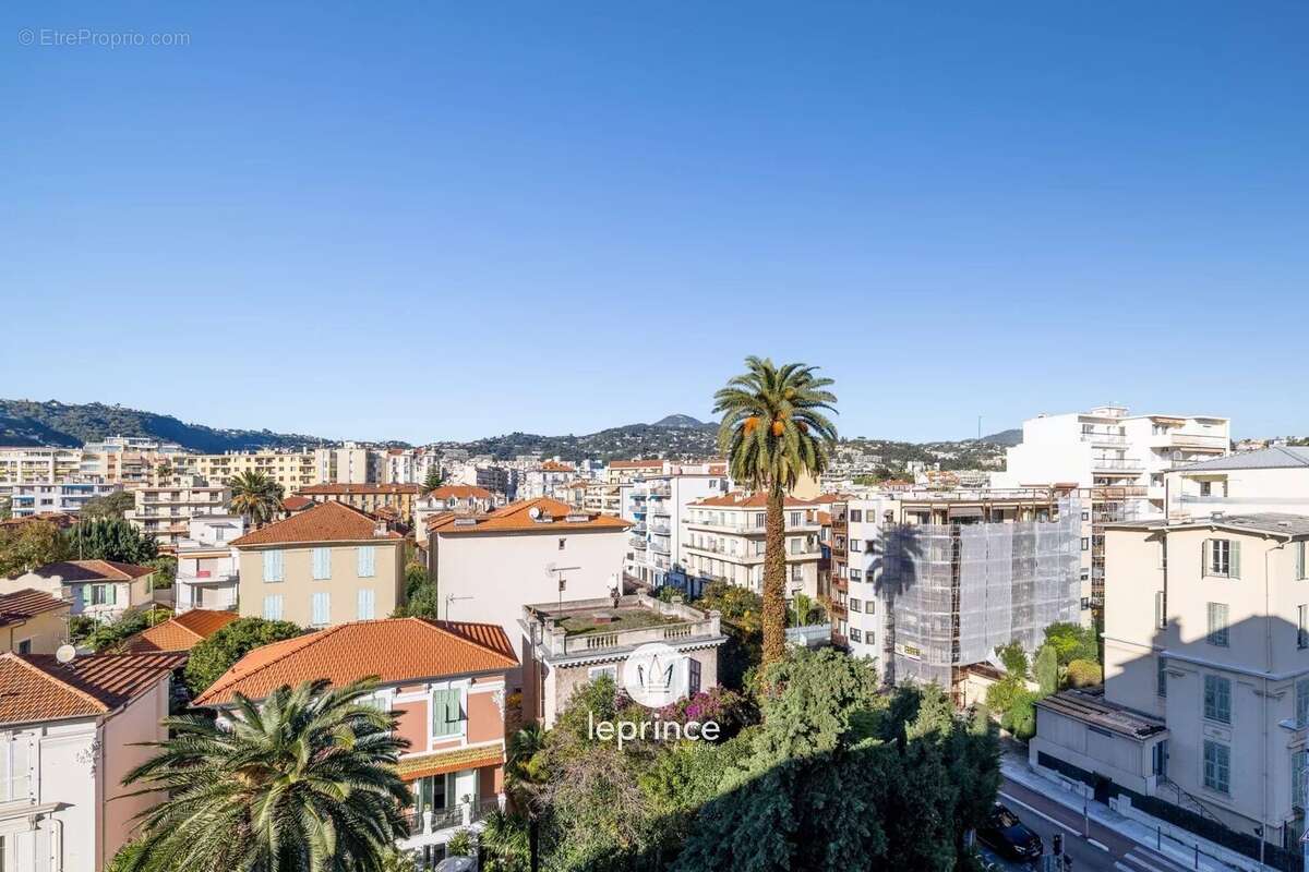 Appartement à NICE