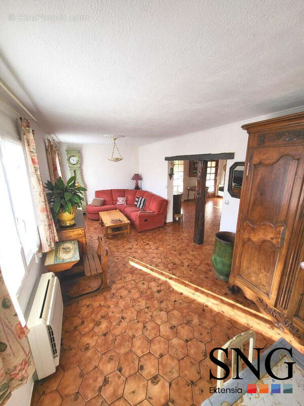 Maison à BAGNOLS-SUR-CEZE