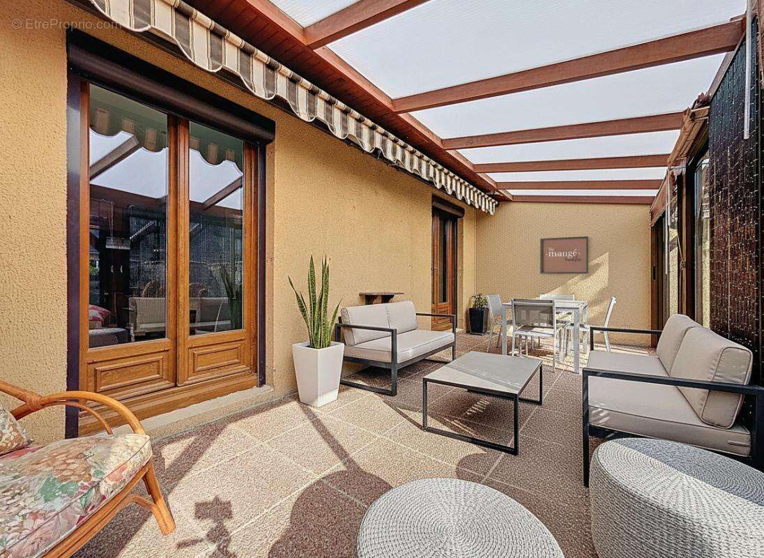 Maison à LA VERPILLIERE