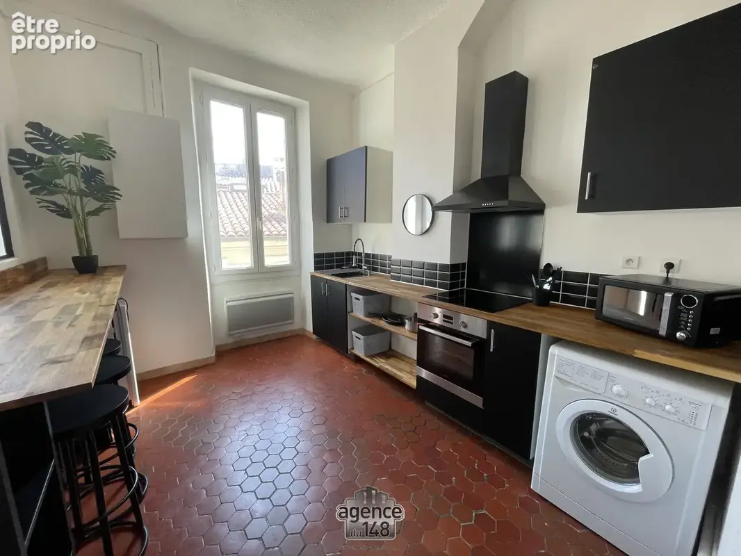 T1 lumineux tout équipé au cœur du Panier   47 m2 - photo 2