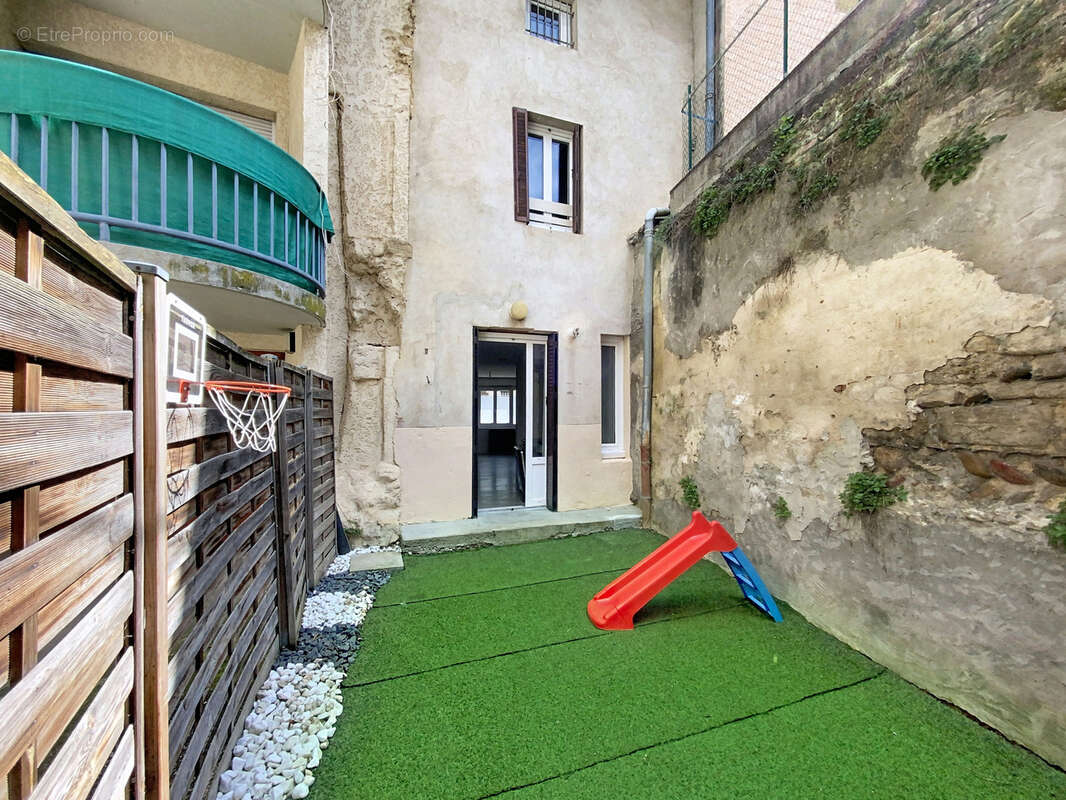 Appartement à ROUSSILLON