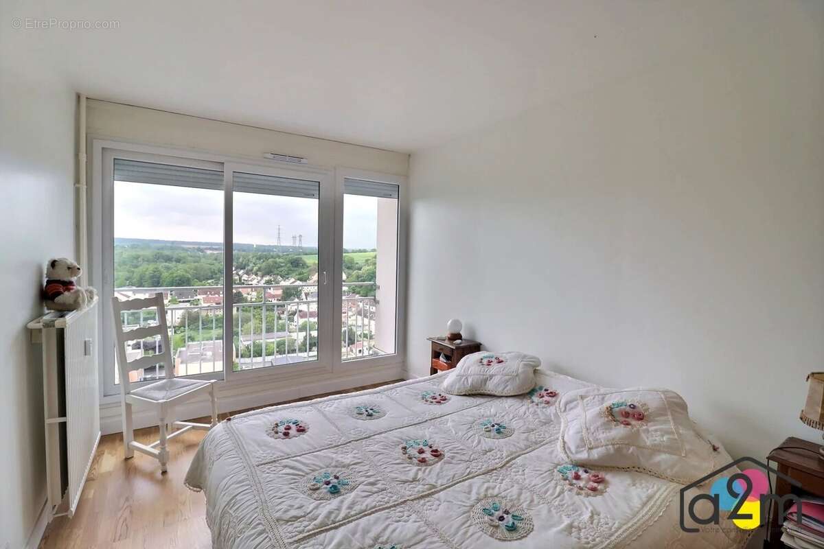 Appartement à MONTATAIRE