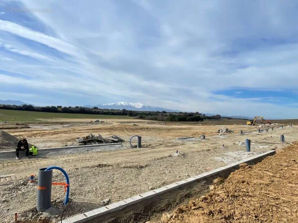Terrain 420 m² à Saint-Jean-Lasseille  - photo 2