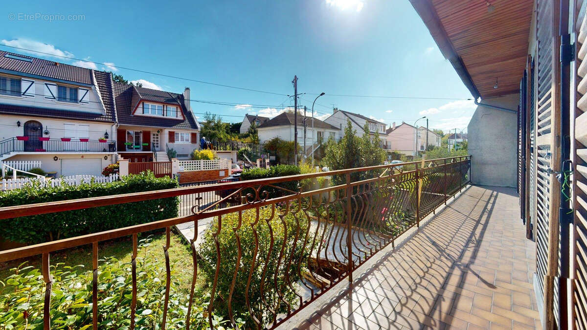 Maison à ROSNY-SOUS-BOIS