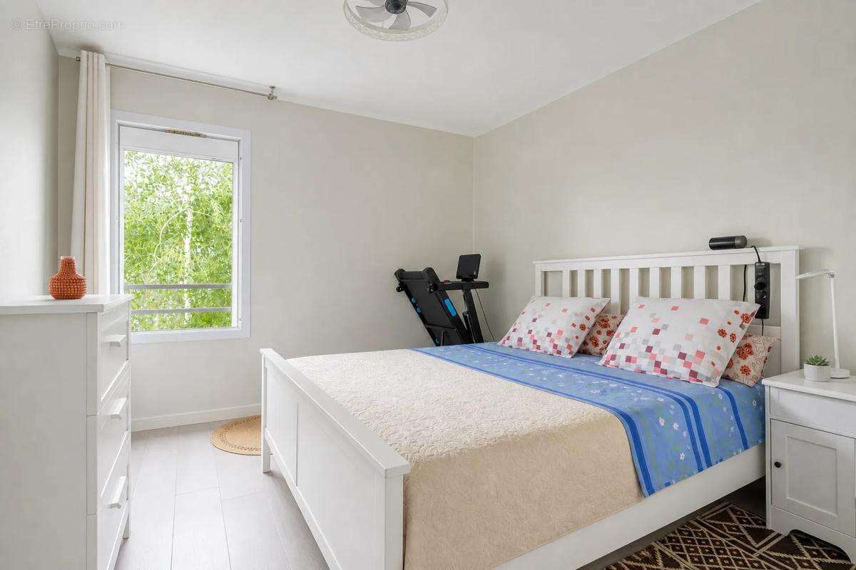 Appartement à STAINS