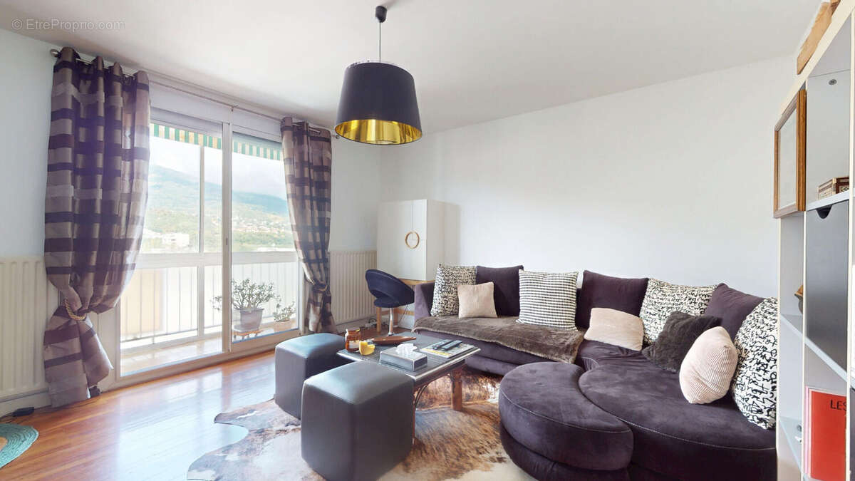 Appartement Echirolles 4 pièce(s) 69.7 m2 - photo 3
