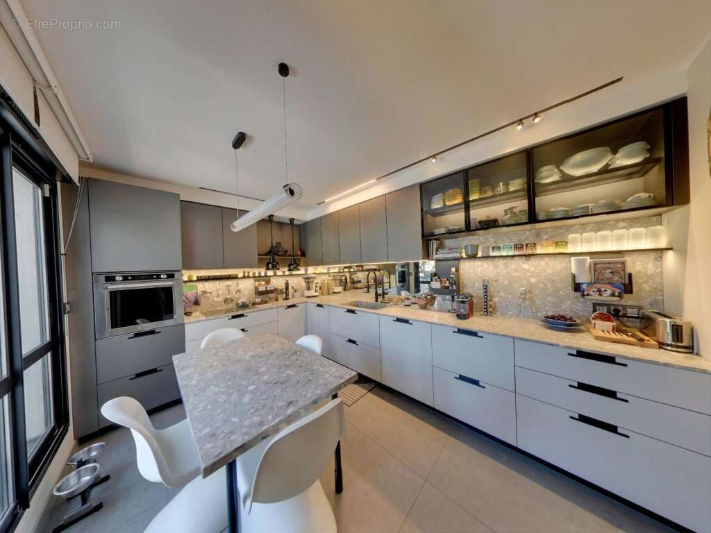 Appartement à LYON-4E
