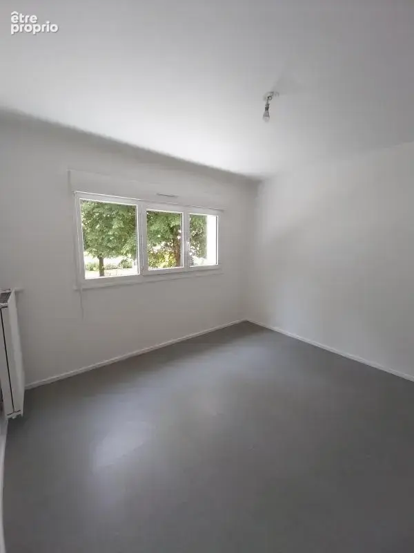 Beau T3 avec balcon, cave et stationnement extérieur - photo 4