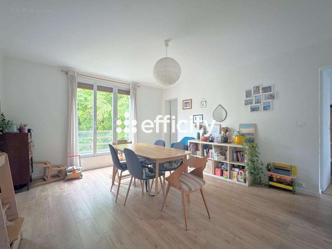 Appartement à SAINT-MAURICE