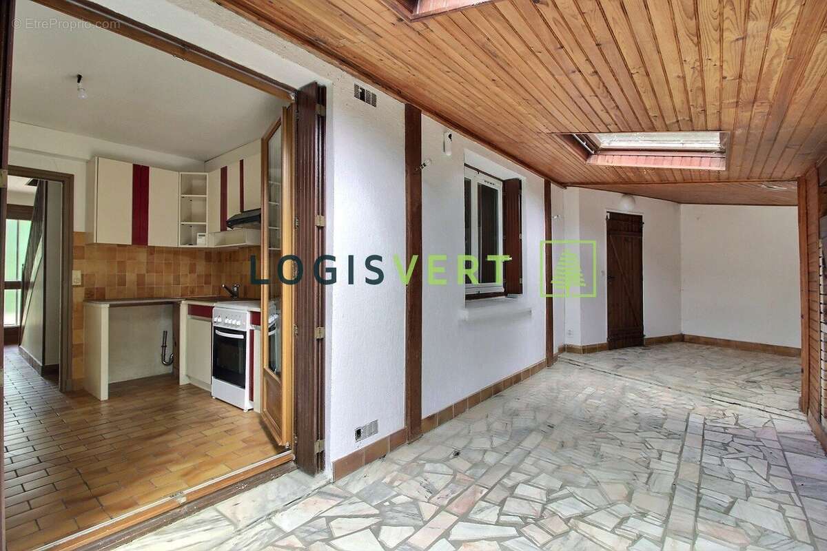 Maison 145 m² à Villebon-Sur-Yvette  - photo 9