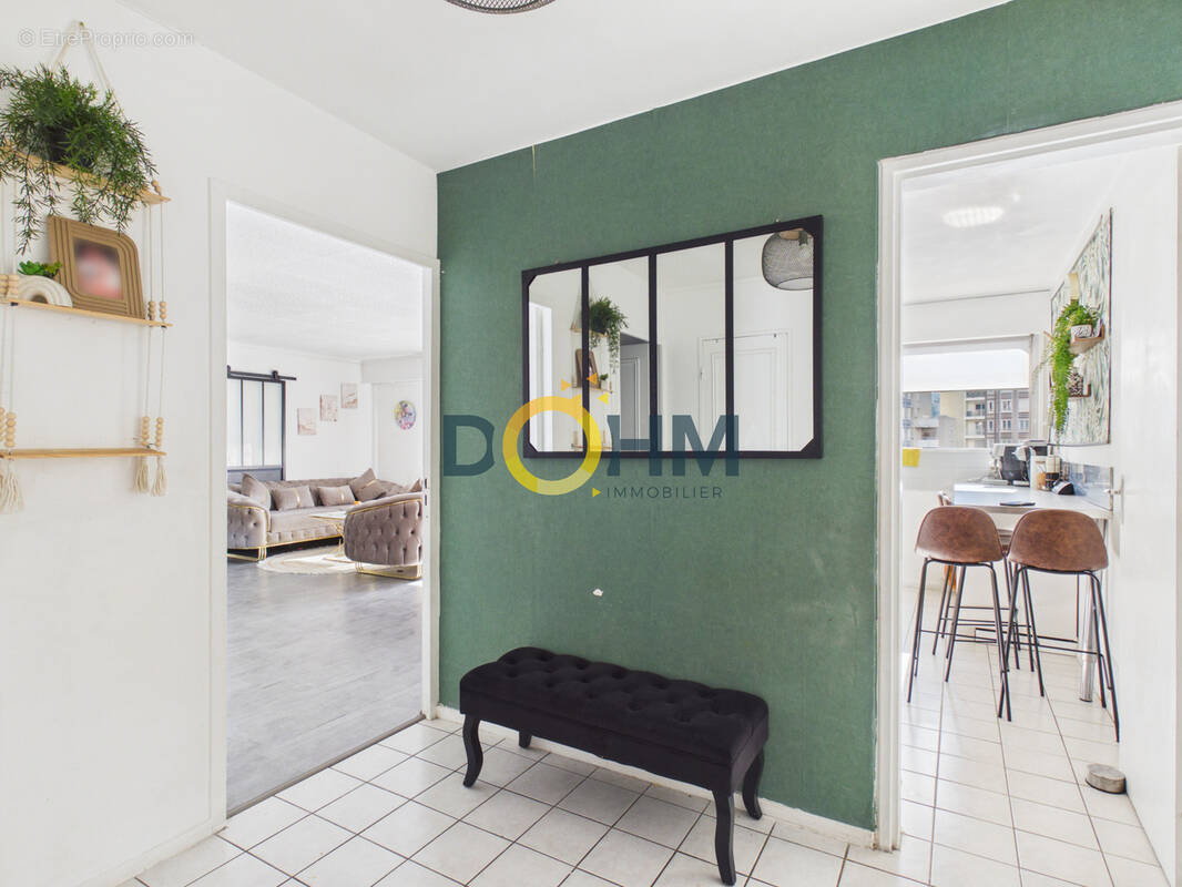 Appartement à SAINT-ETIENNE