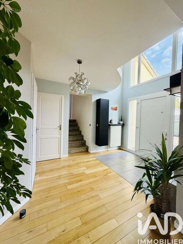 Photo 4 - Maison à CUVRY