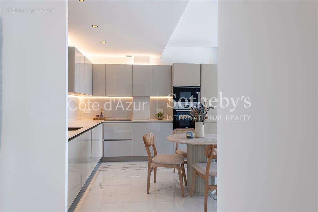Appartement à VILLEFRANCHE-SUR-MER
