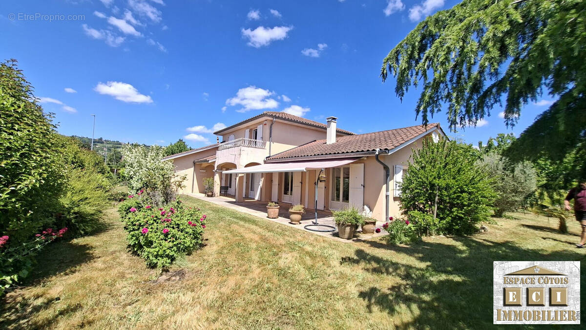Maison à LA COTE-SAINT-ANDRE