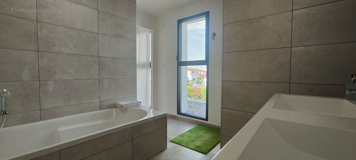 Maison à VILLELONGUE-DE-LA-SALANQUE