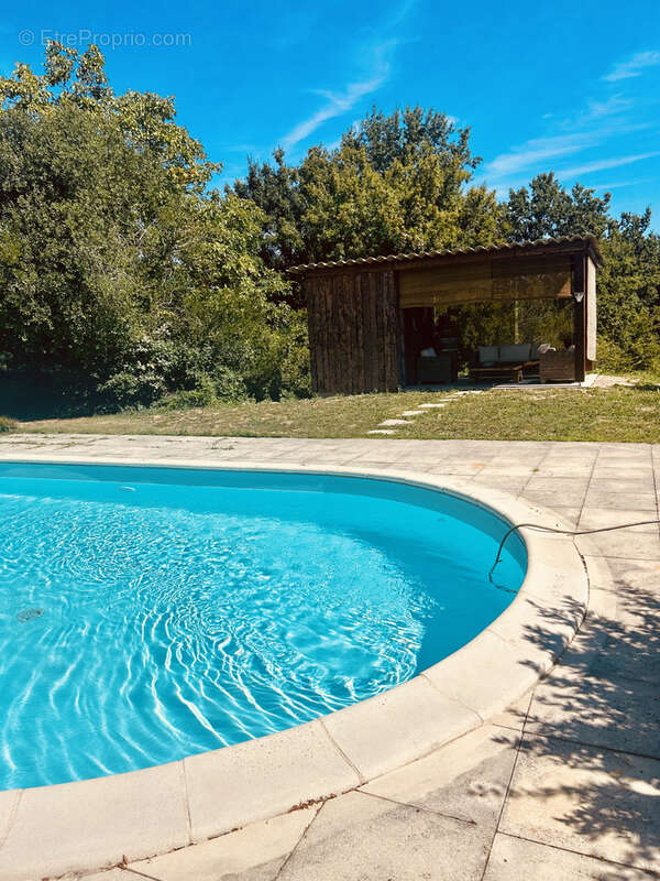 Maison à MONTAIGU-DE-QUERCY