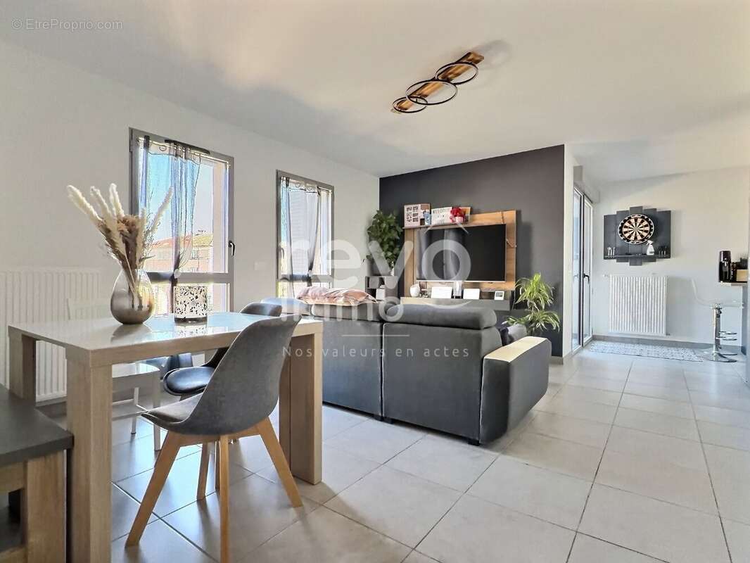 Appartement à MONTLUEL