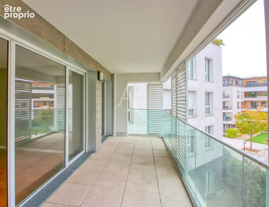 Appartement dans un immeuble récent de standing - photo 5