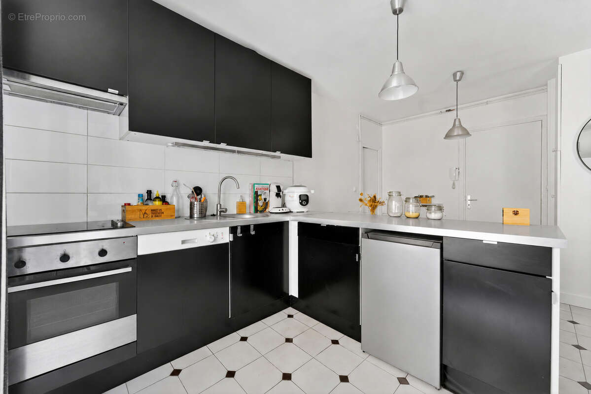 Appartement à PARIS-10E