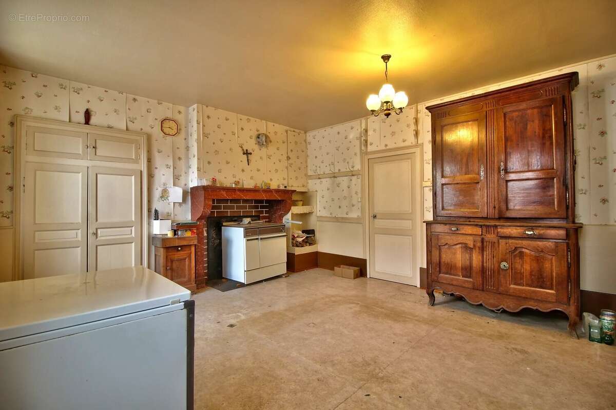 Maison à SAINT-MARTIN-DU-MONT