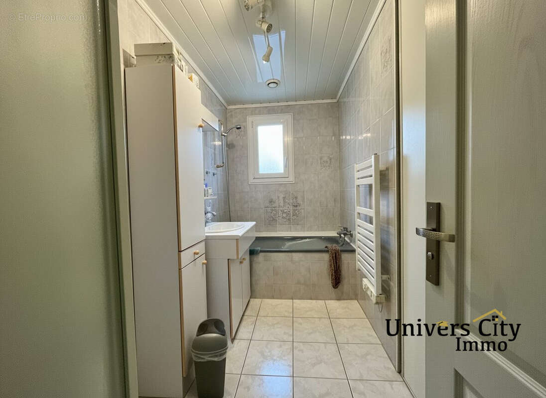 Maison à LES SORINIERES