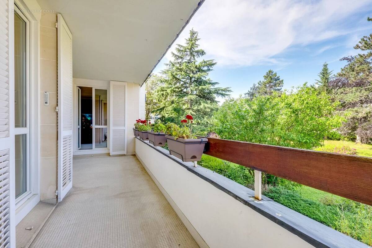 Appartement à LOUVECIENNES