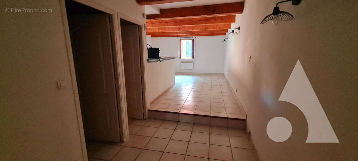Appartement à LE MUY