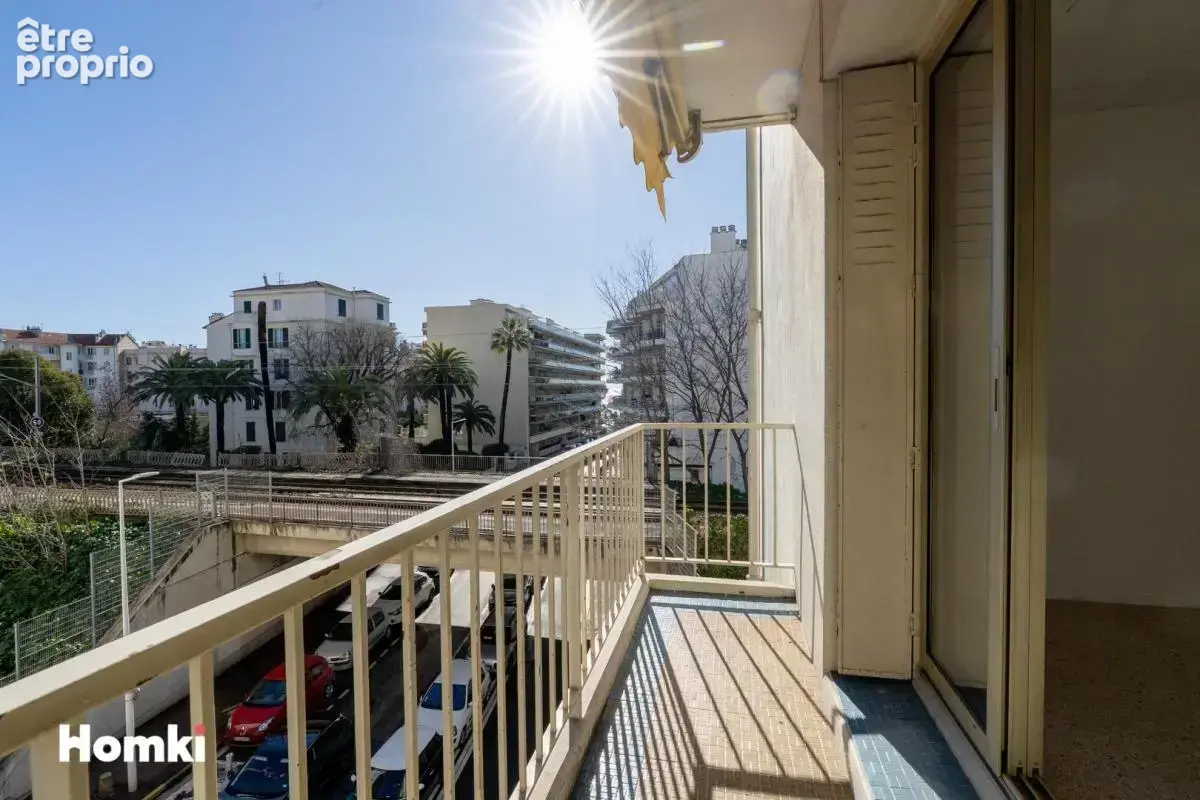 Appartement T4 de 64 m² à Antibes 06160, Rue Bricka - photo 7